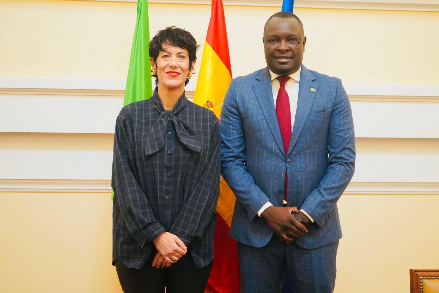 Le Secrétaire d’État chargé des Sénégalais de l’Extérieur, Monsieur Amadou Chérif Diouf, effectue une visite officielle en Espagne.